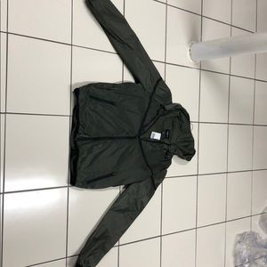 Forever 21 men’s zip up windbreaker with hood